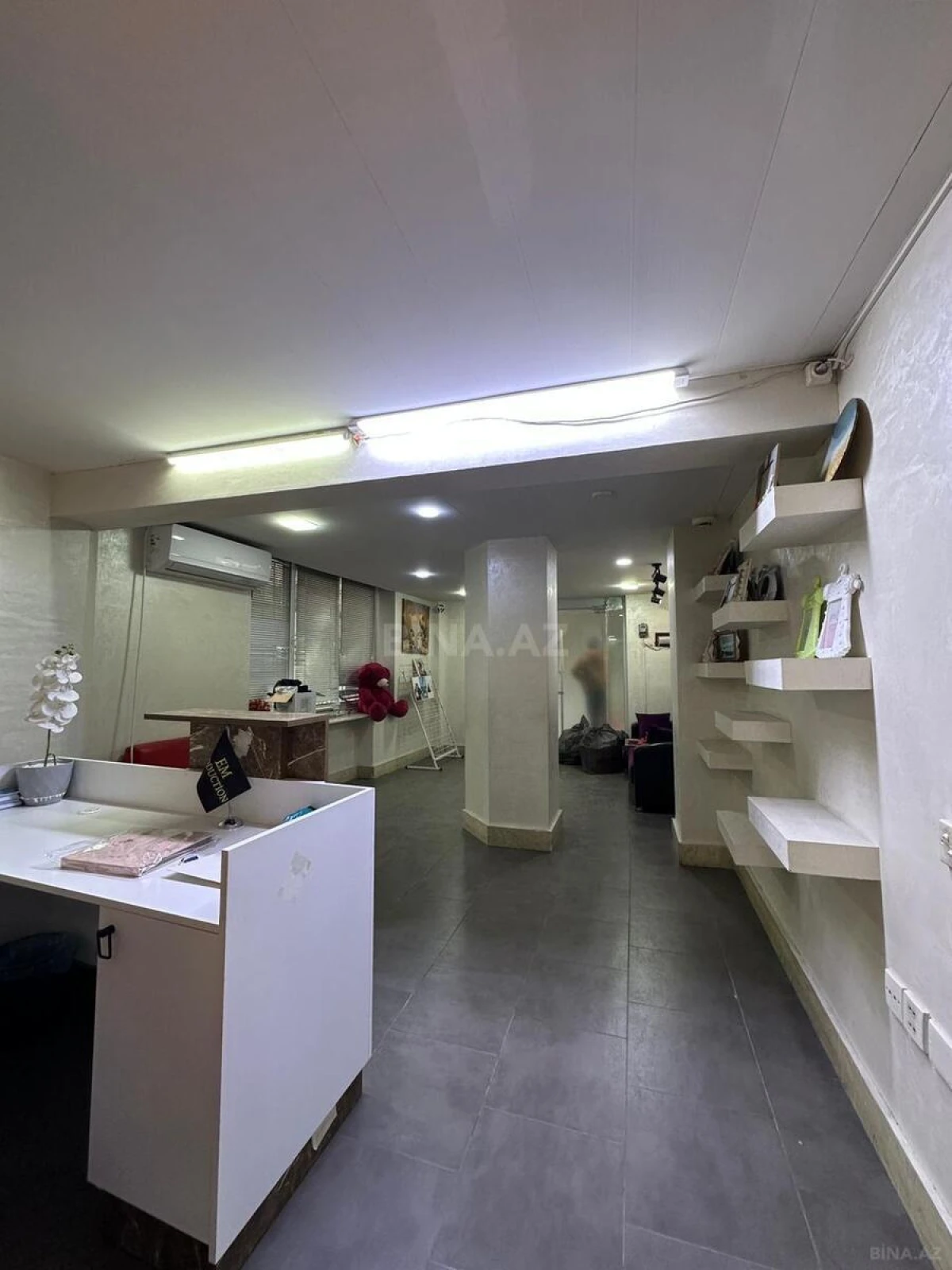 Kirayə verilir obyekt 300 m²