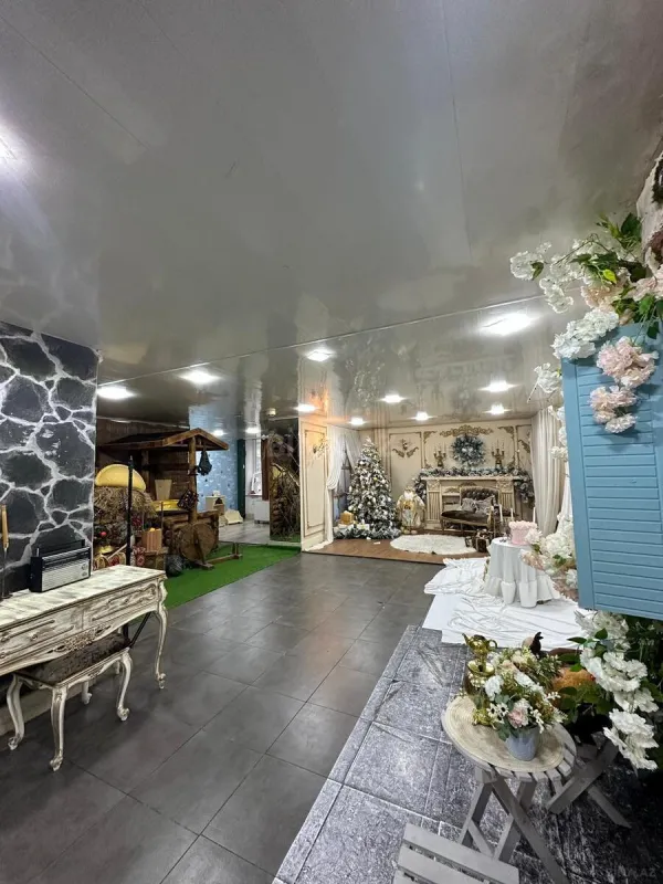 Kirayə verilir obyekt 300 m²