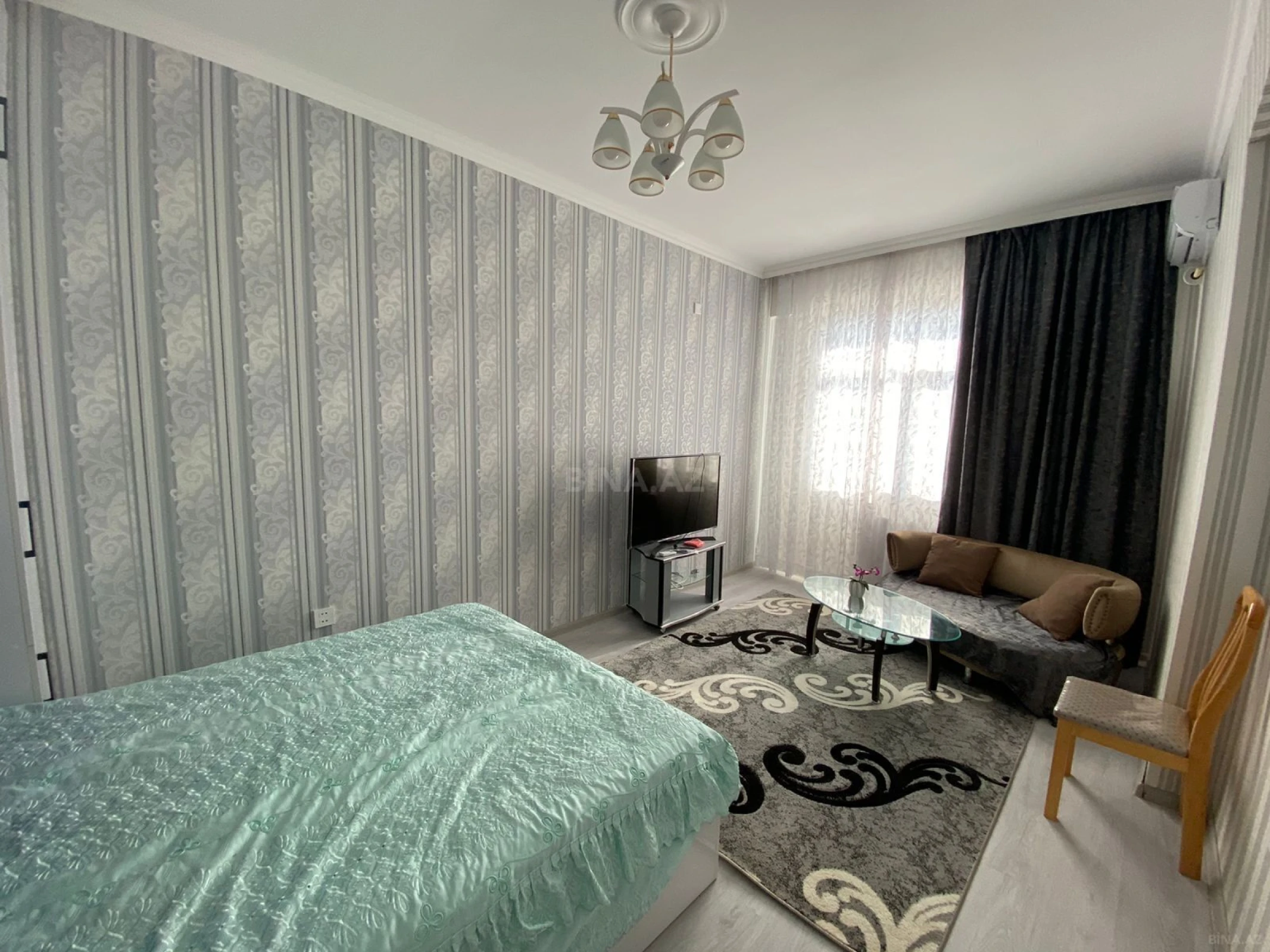 Satılır 1 otaqlı mənzil 53 m²