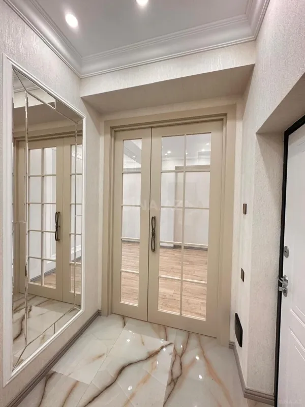 Satılır 3 otaqlı mənzil 76 m²