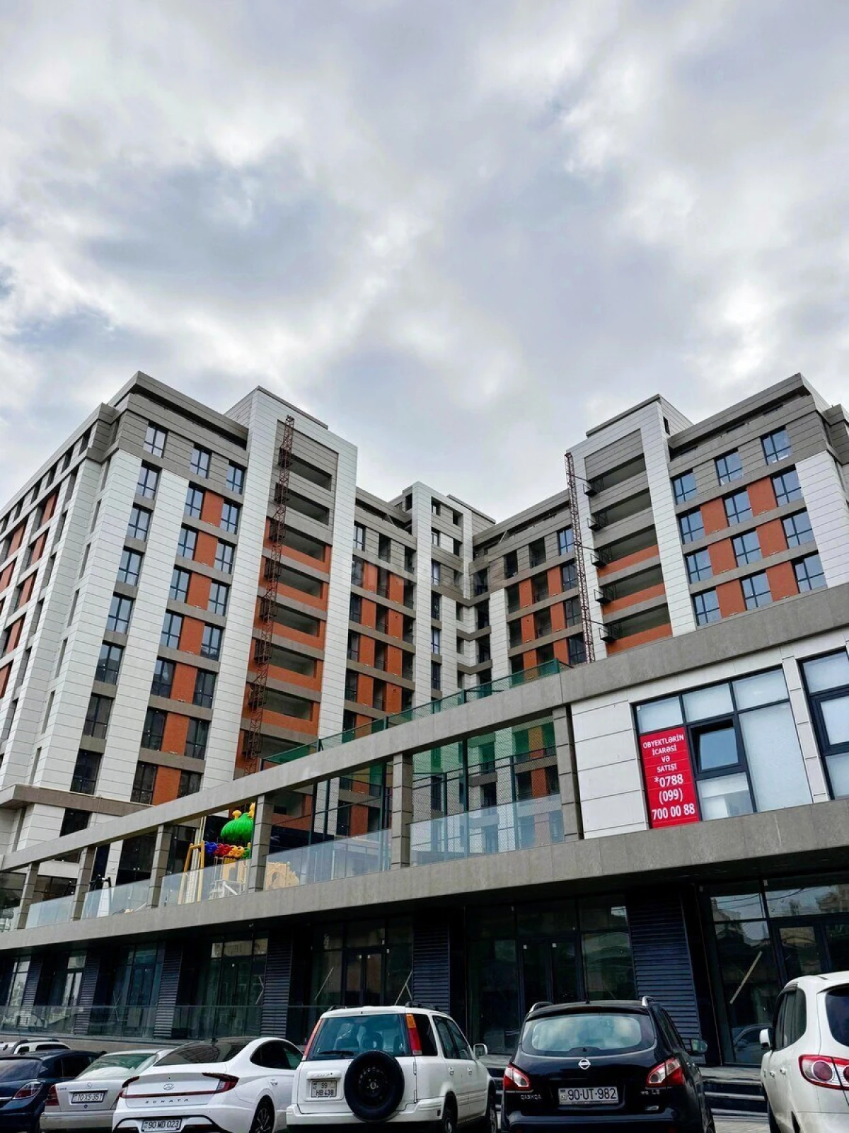 Kirayə verilir 3 otaqlı mənzil 90.7 m²