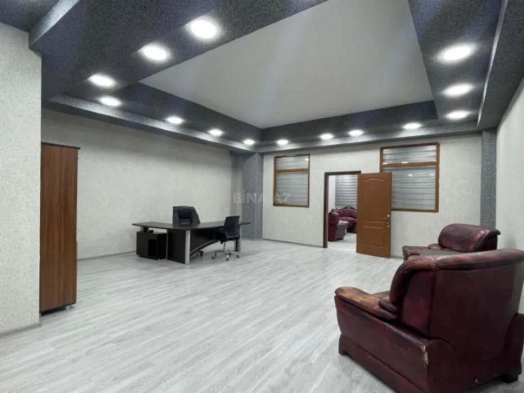 Kirayə verilir 2 otaqlı ofis 130 m²