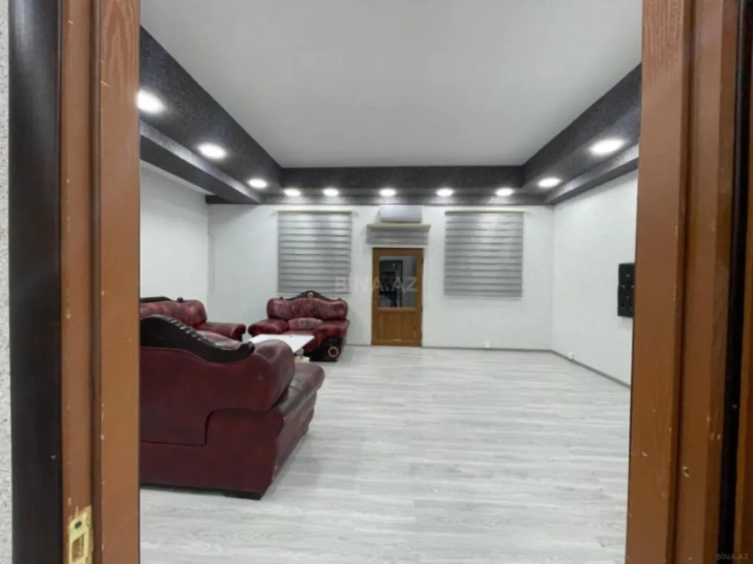 Kirayə verilir 2 otaqlı ofis 130 m²