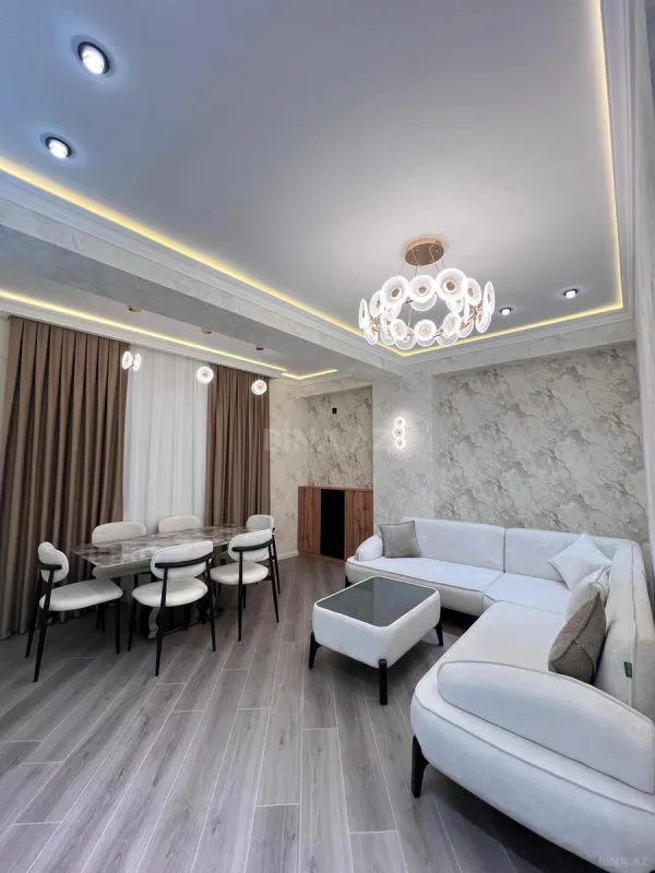 Satılır 3 otaqlı mənzil 107 m²