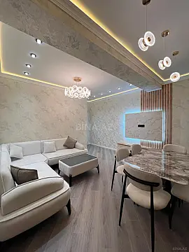 Satılır 3 otaqlı mənzil 107 m²