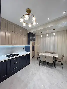 Satılır 3 otaqlı mənzil 107 m²