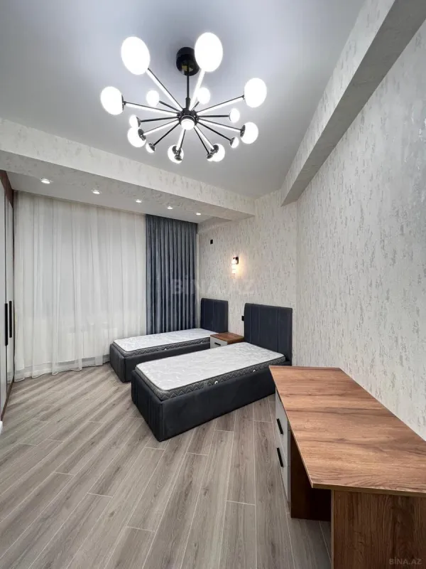 Satılır 3 otaqlı mənzil 107 m²