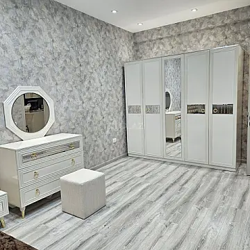 Kirayə verilir 2 otaqlı mənzil 85 m²
