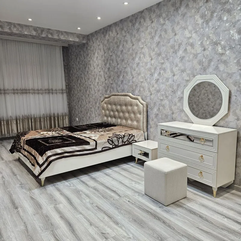Kirayə verilir 2 otaqlı mənzil 85 m²