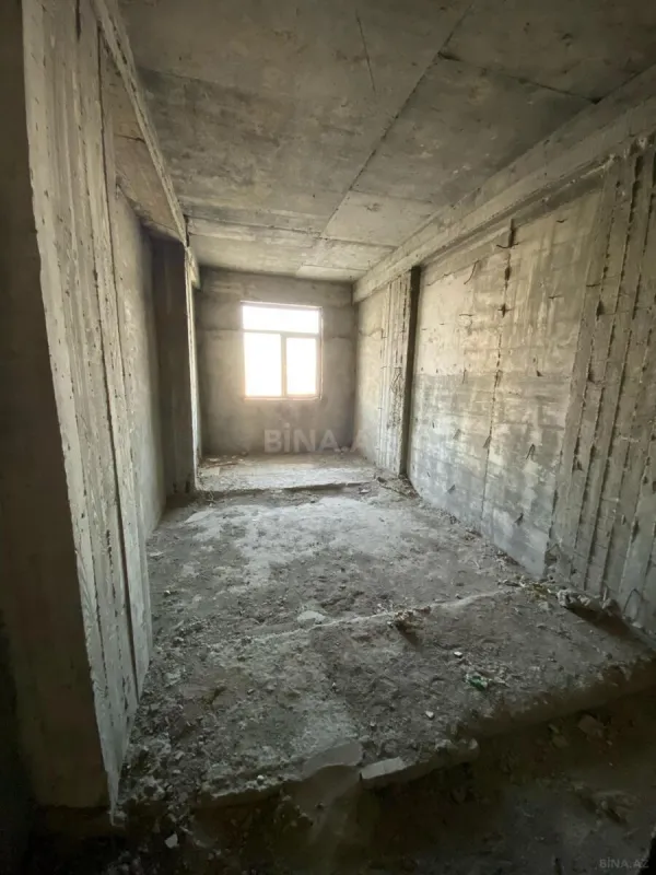 Satılır 4 otaqlı mənzil 155 m²