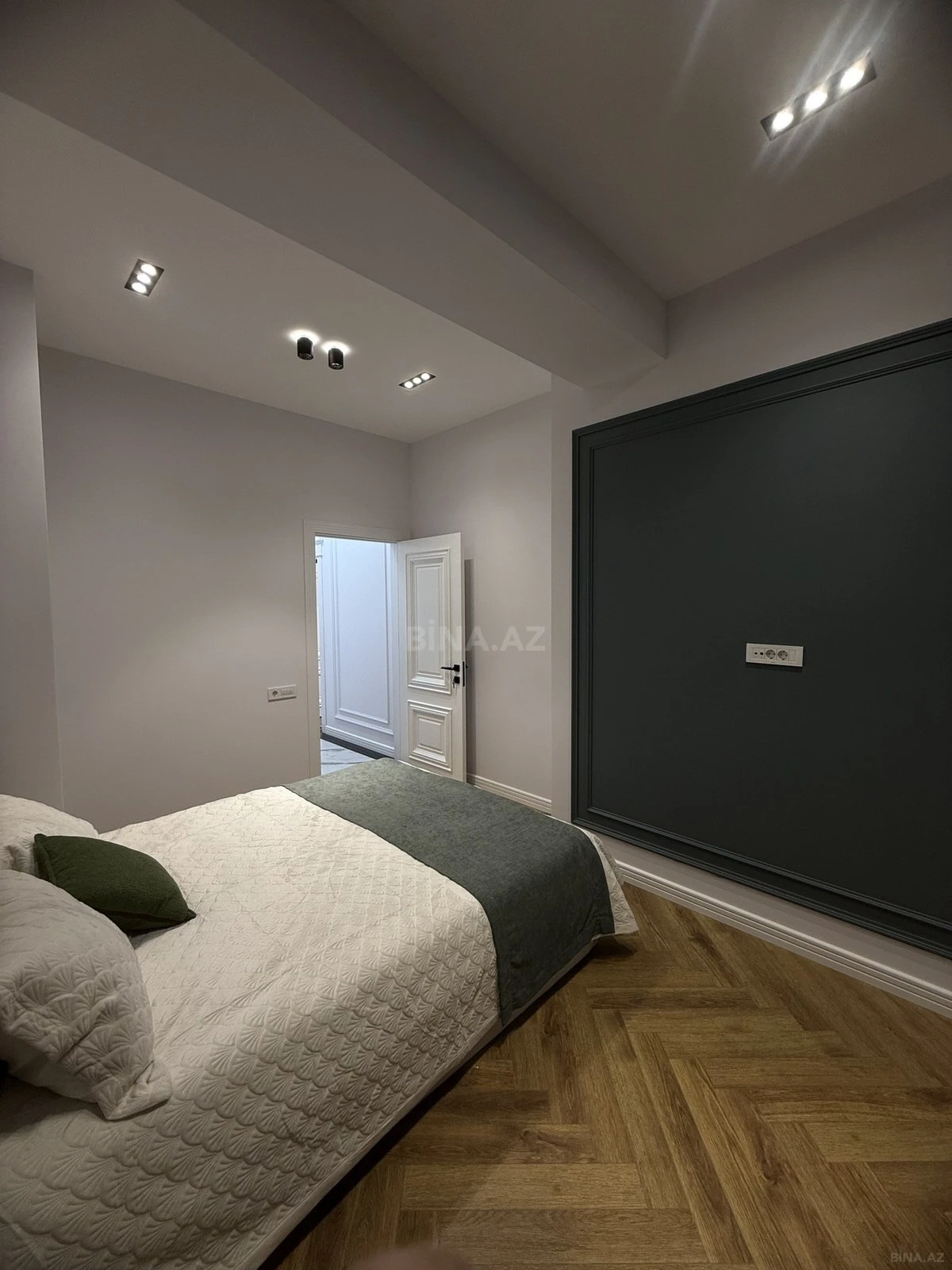 Satılır 3 otaqlı mənzil 90 m²