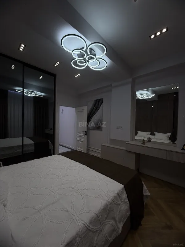 Satılır 3 otaqlı mənzil 90 m²