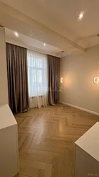 Satılır 3 otaqlı mənzil 77 m²