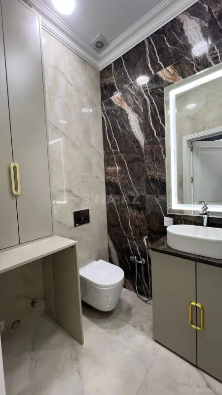 Satılır 3 otaqlı mənzil 77 m²