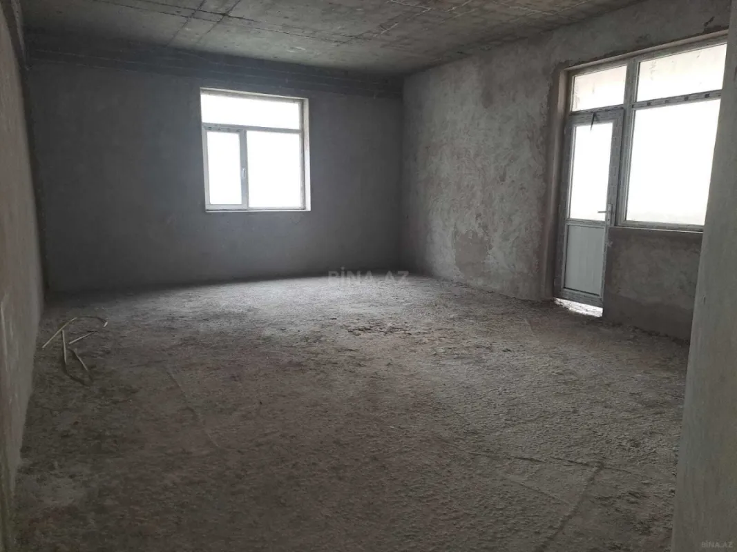 Satılır 3 otaqlı mənzil 150 m²