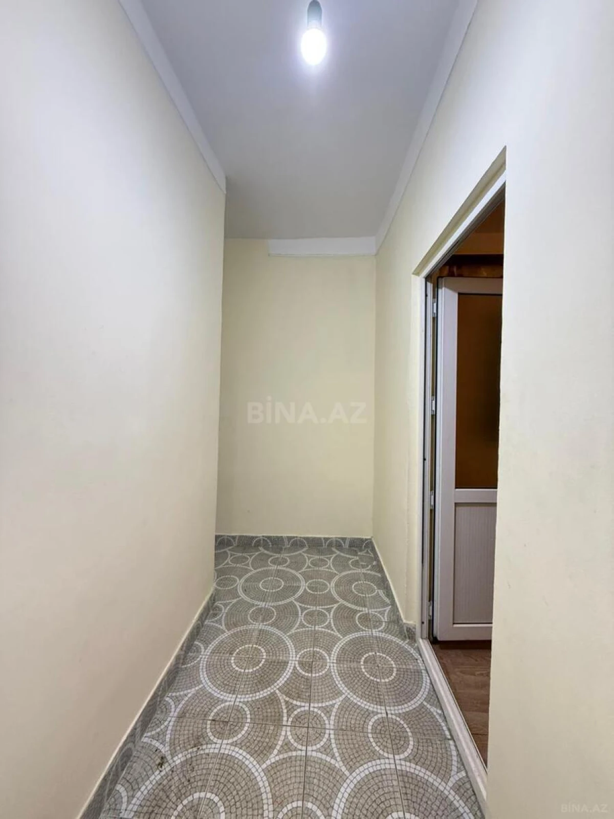 Satılır 1 otaqlı mənzil 45 m²