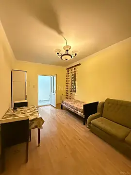 Satılır 1 otaqlı mənzil 45 m²