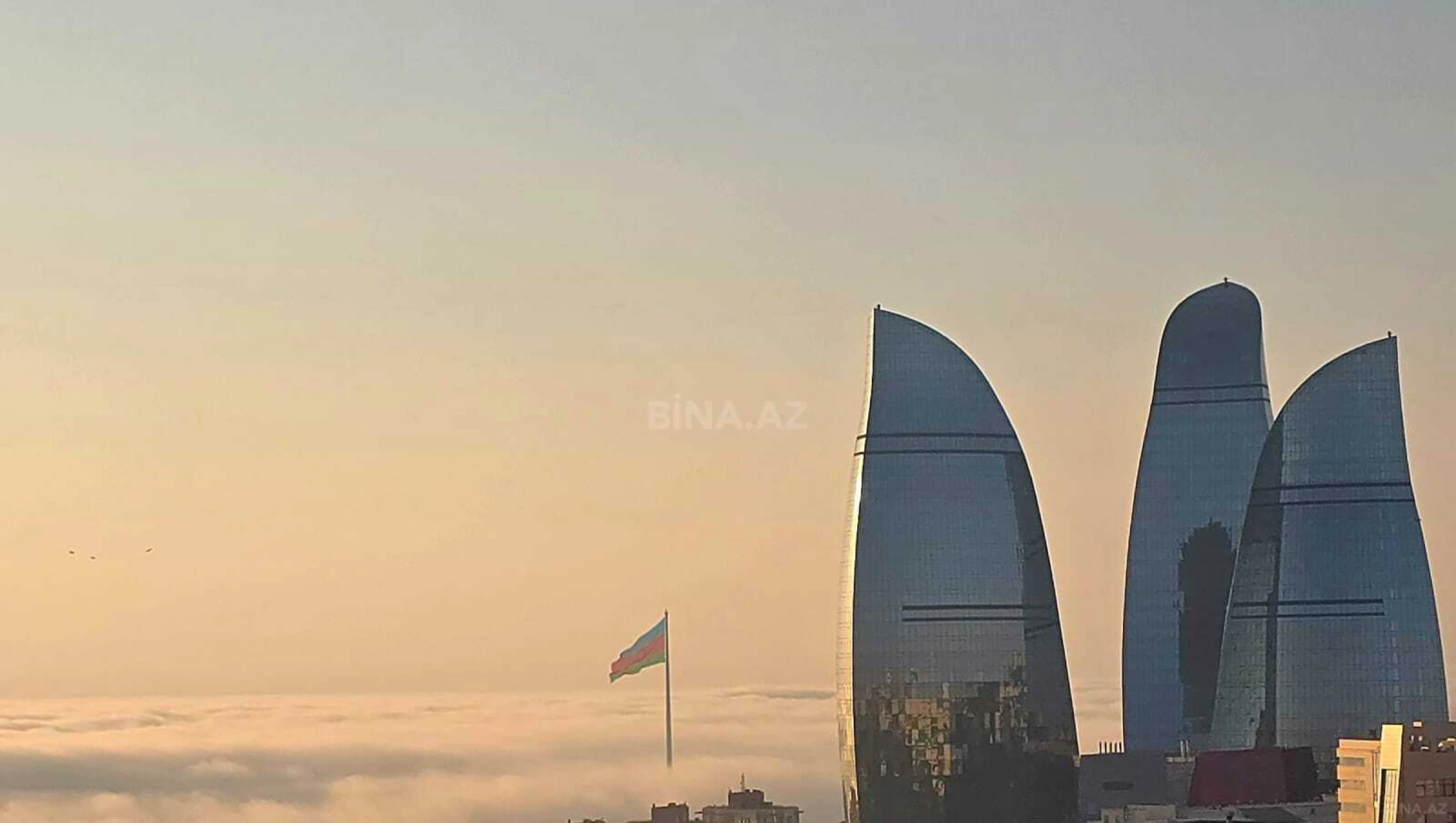 Satılır 3 otaqlı mənzil 154 m²