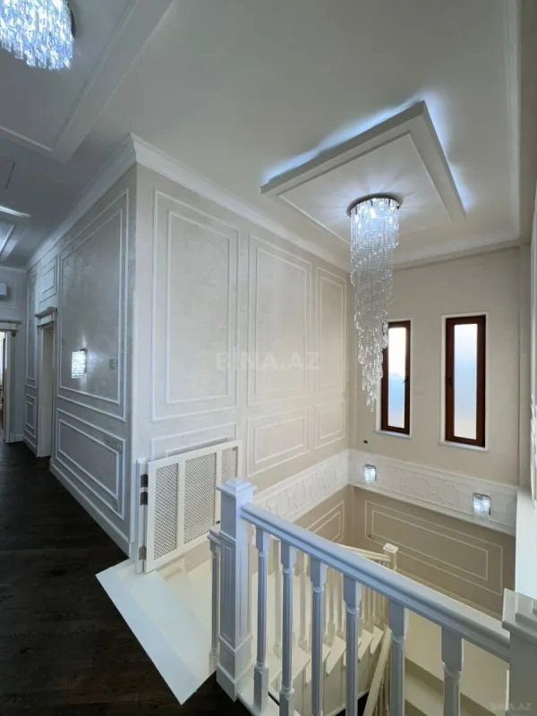 Satılır 6 otaqlı həyət evi 400 m²