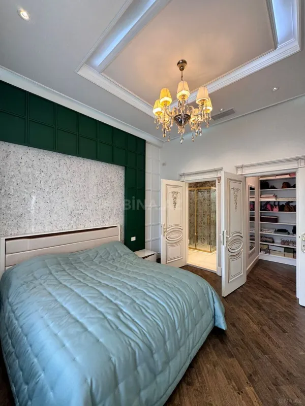 Satılır 6 otaqlı həyət evi 400 m²