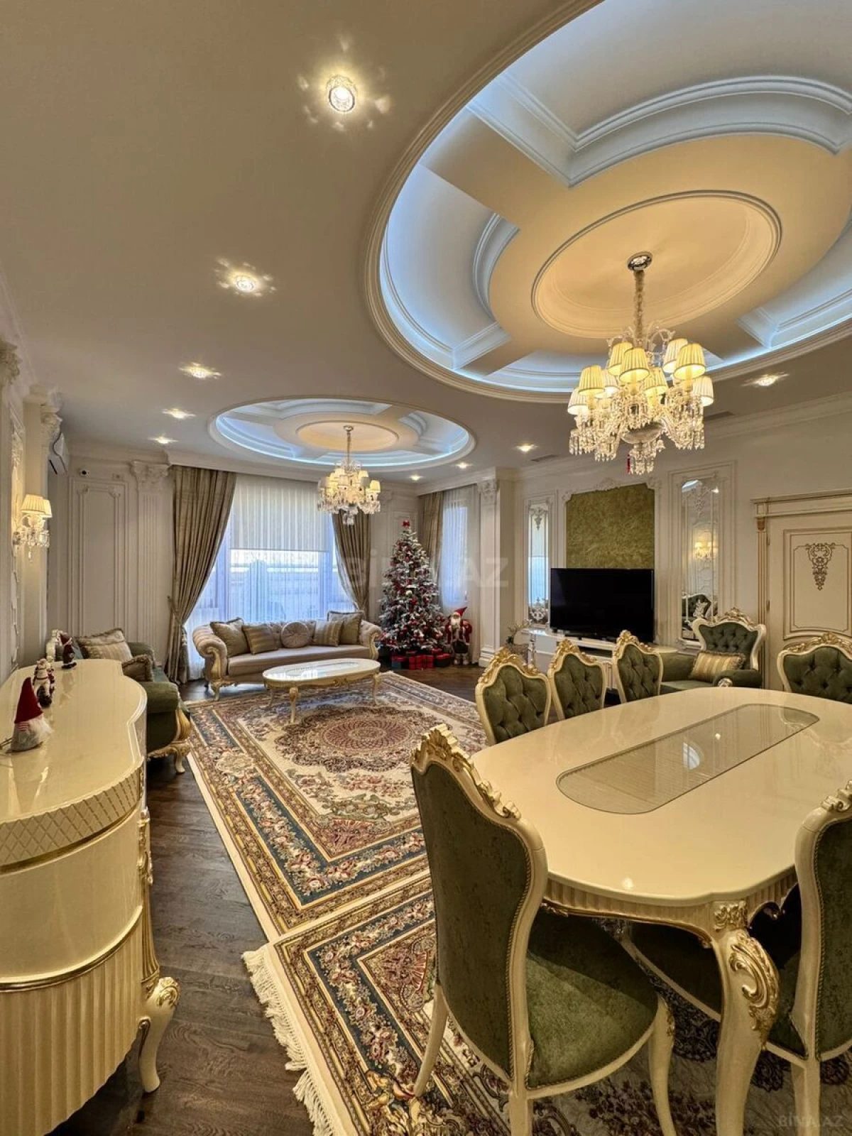 Satılır 6 otaqlı həyət evi 400 m²