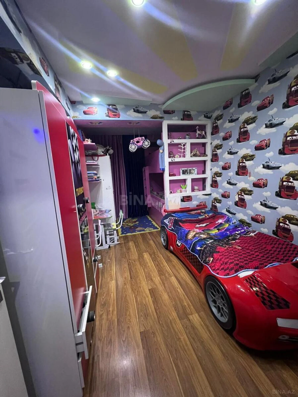 Satılır 3 otaqlı mənzil 112 m²