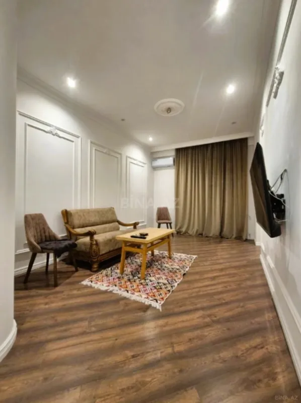 Satılır 2 otaqlı mənzil 65 m²