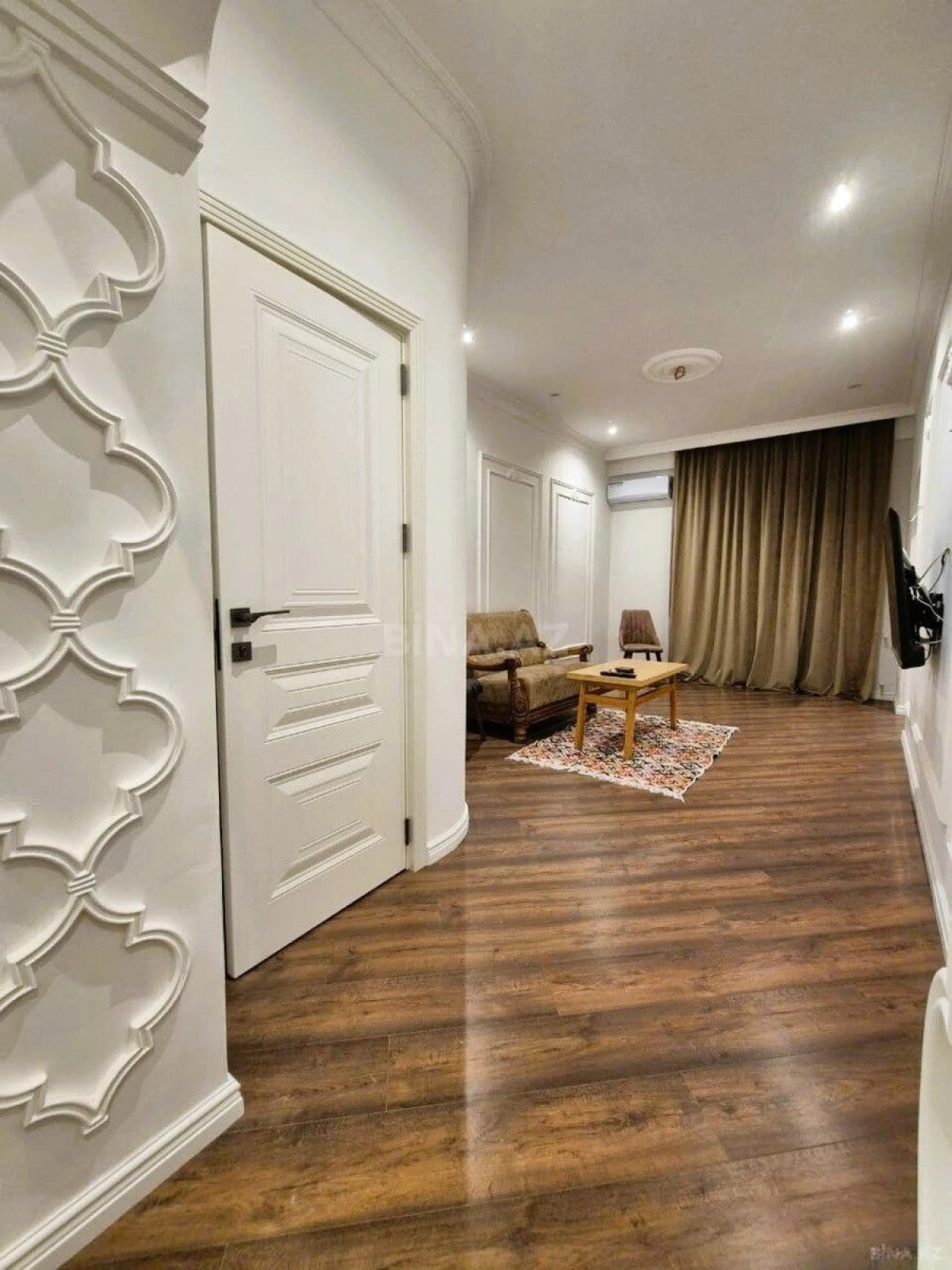 Satılır 2 otaqlı mənzil 65 m²