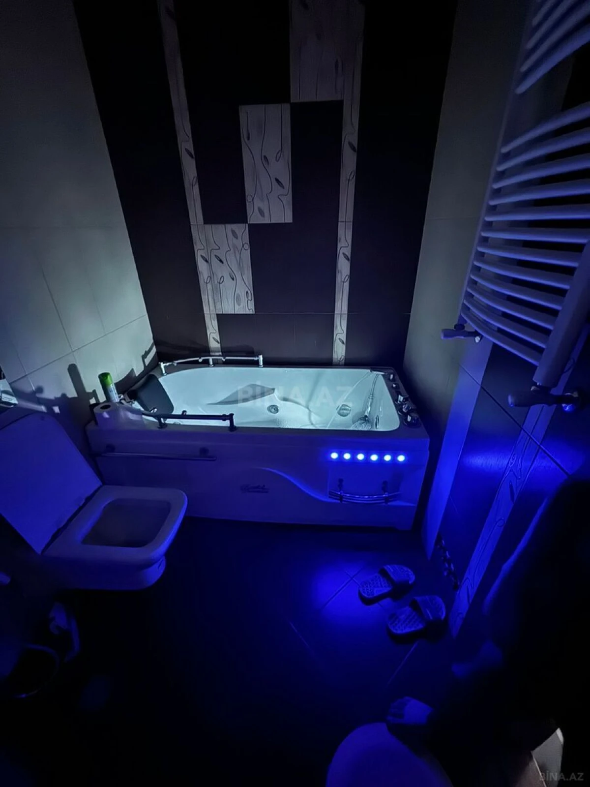 Kirayə verilir 3 otaqlı mənzil 150 m²