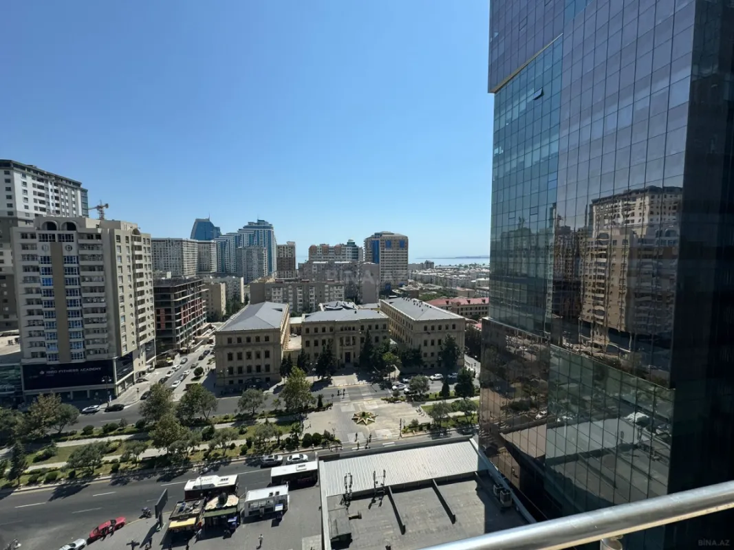 Kirayə verilir 3 otaqlı mənzil 150 m²