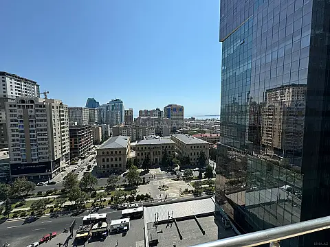 Kirayə verilir 3 otaqlı mənzil 150 m² — Bakı, Xətai 3 otaq 150.00 m²