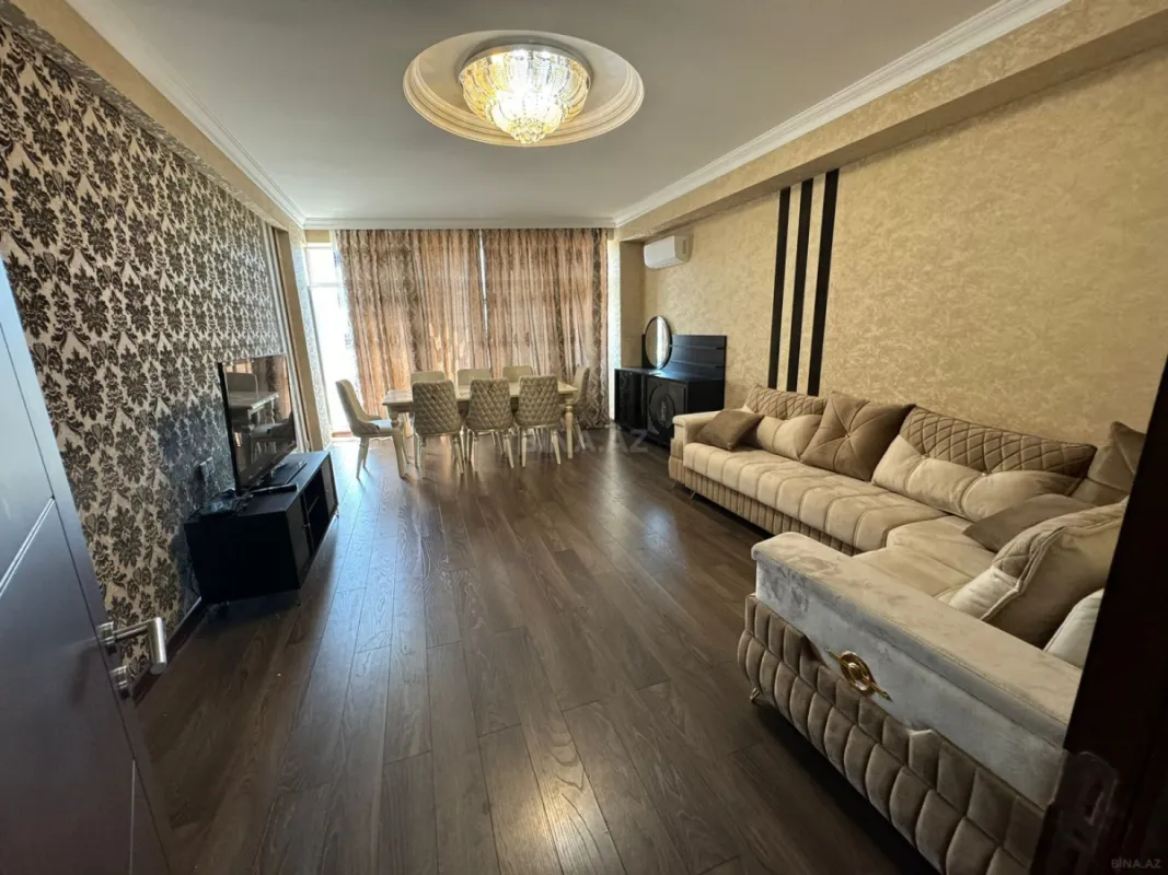 Kirayə verilir 3 otaqlı mənzil 150 m²
