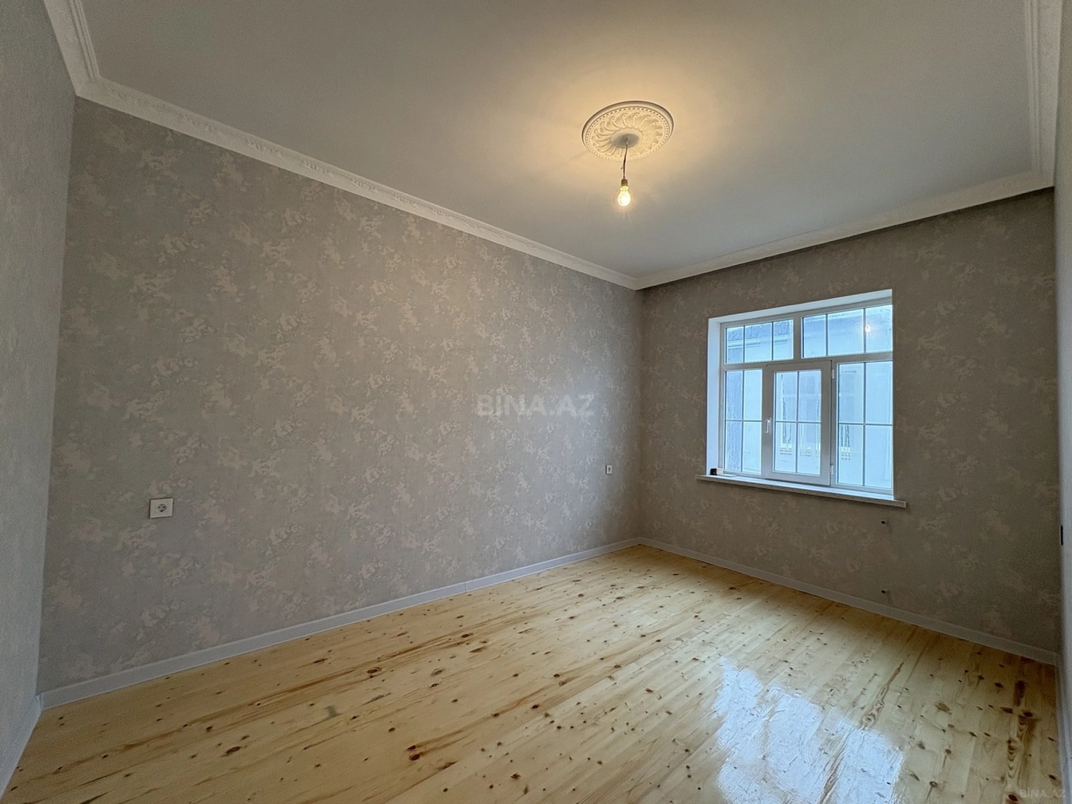 Satılır 2 otaqlı həyət evi 60 m²