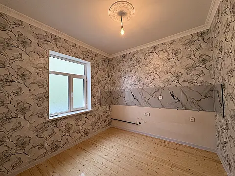 Satılır 2 otaqlı həyət evi 60 m²