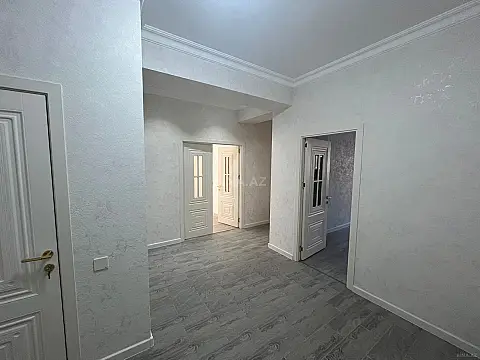 Kirayə verilir 3 otaqlı mənzil 140 m²