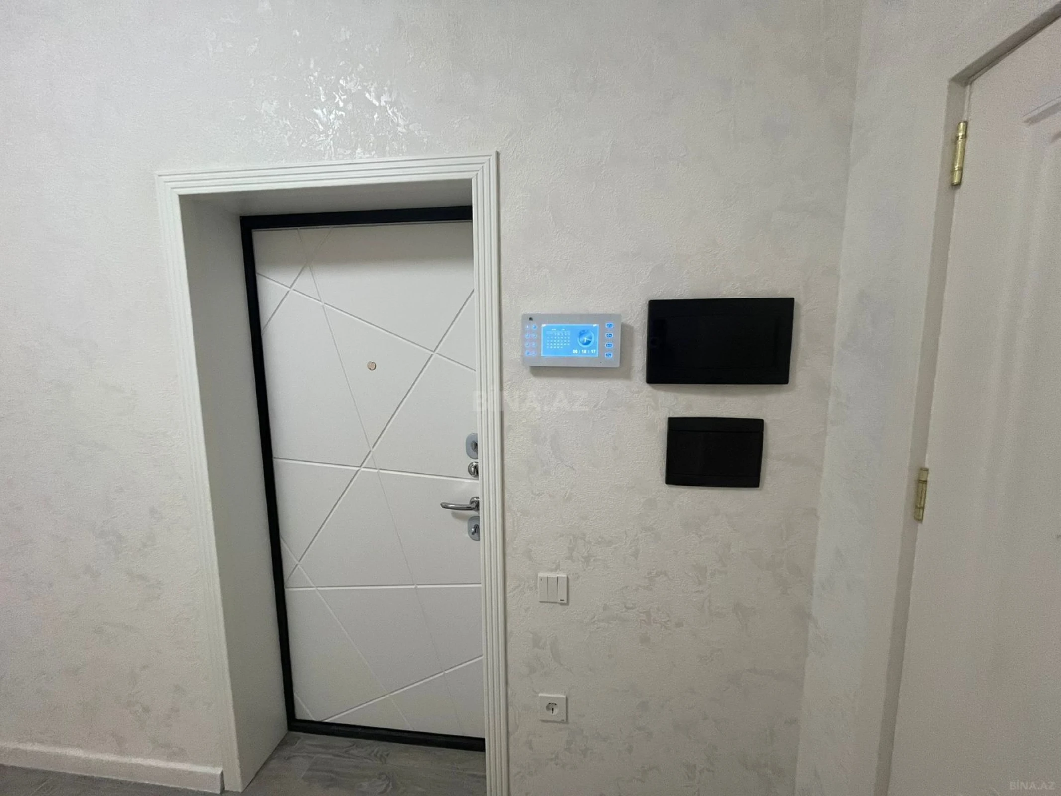 Kirayə verilir 3 otaqlı mənzil 140 m²