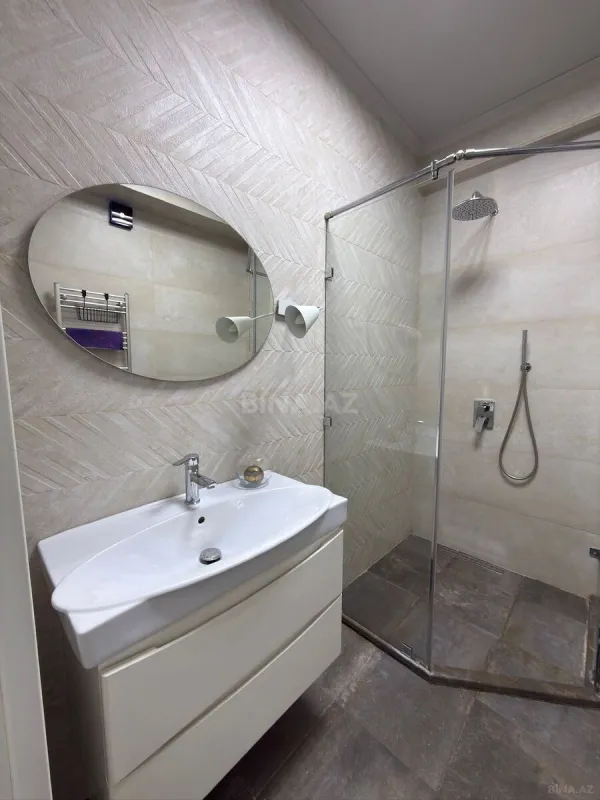 Kirayə verilir 2 otaqlı mənzil 65 m²