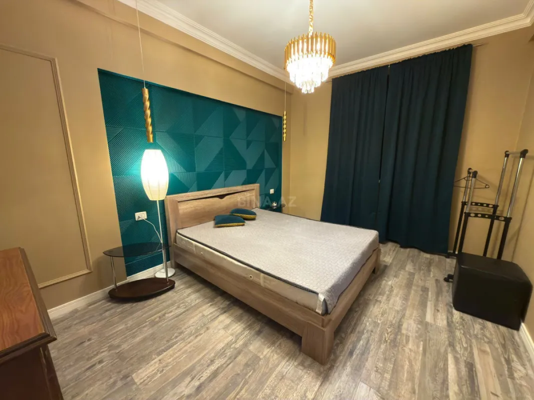 Kirayə verilir 2 otaqlı mənzil 65 m²