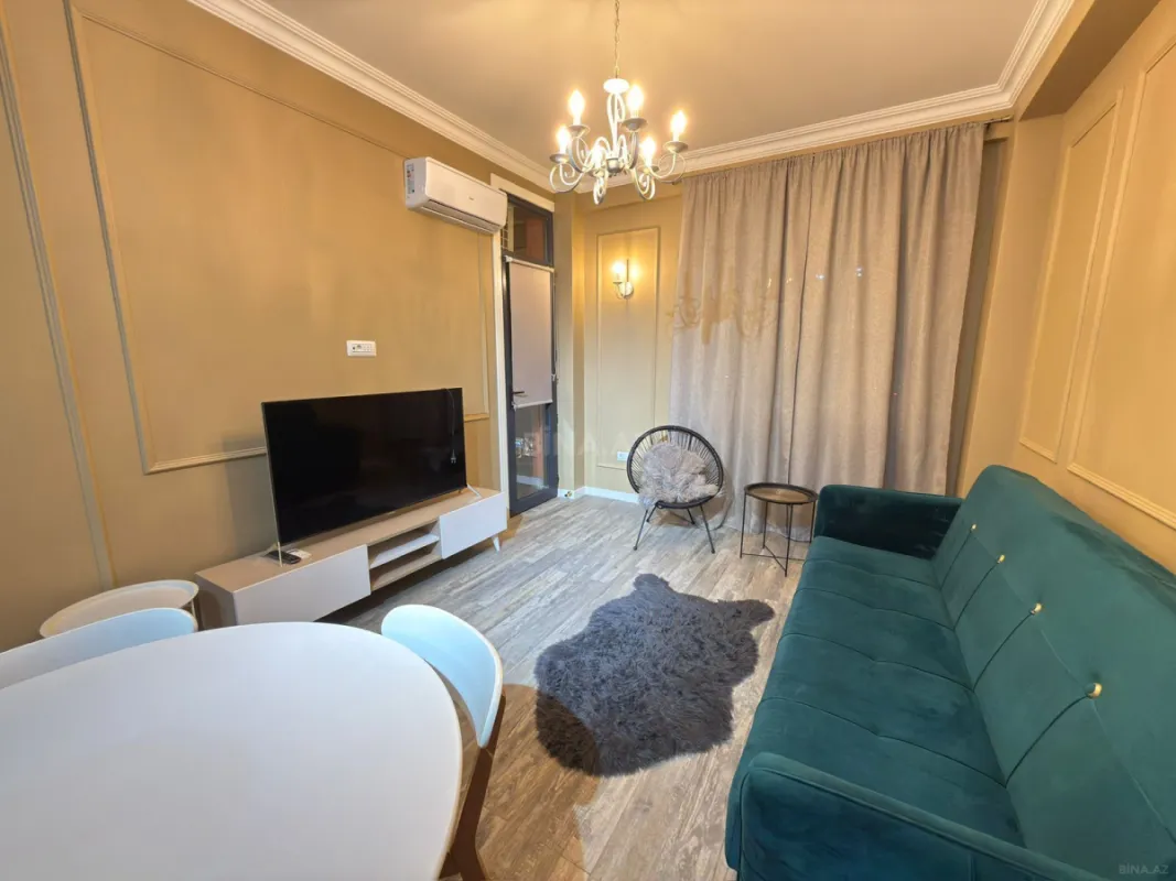 Kirayə verilir 2 otaqlı mənzil 65 m²