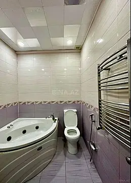 Satılır 3 otaqlı mənzil 157 m²
