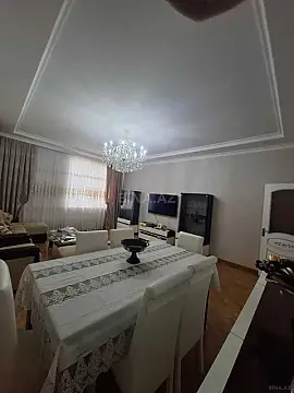 Satılır 3 otaqlı mənzil 129 m²
