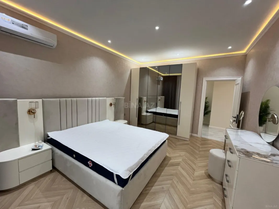Kirayə verilir 4 otaqlı mənzil 180 m²
