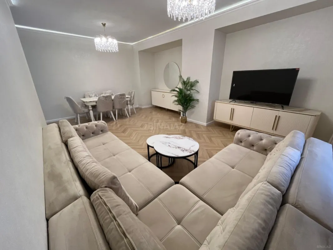 Kirayə verilir 4 otaqlı mənzil 180 m²