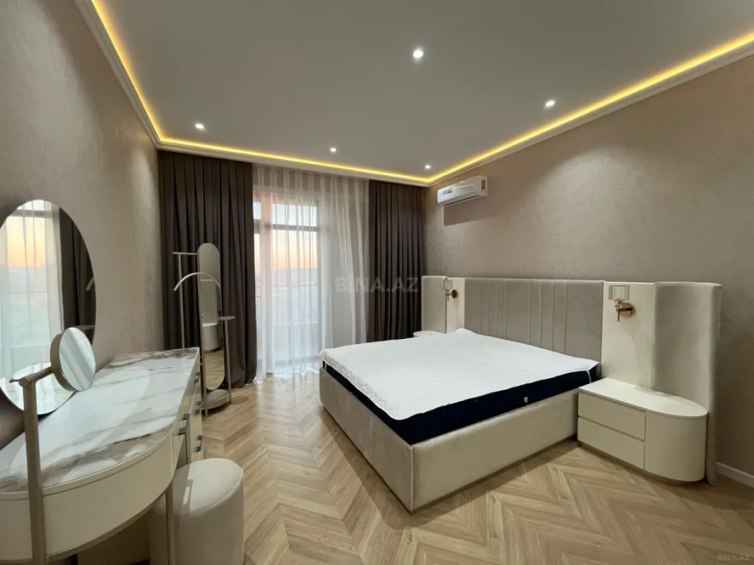 Kirayə verilir 4 otaqlı mənzil 180 m²