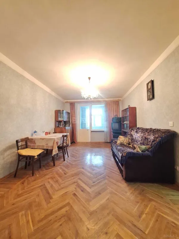 Satılır 2 otaqlı mənzil 50 m²