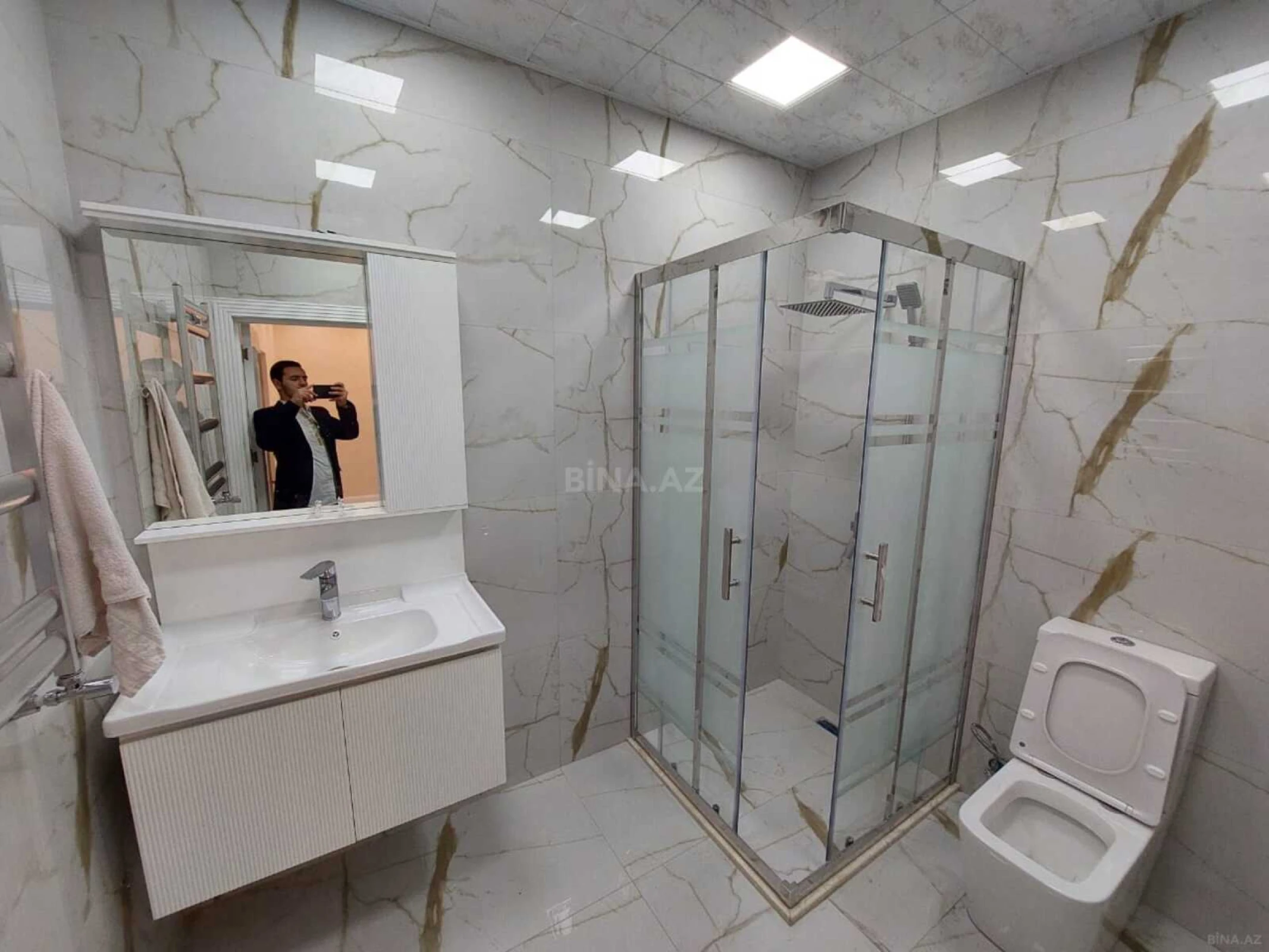 Kirayə verilir 2 otaqlı mənzil 76 m²