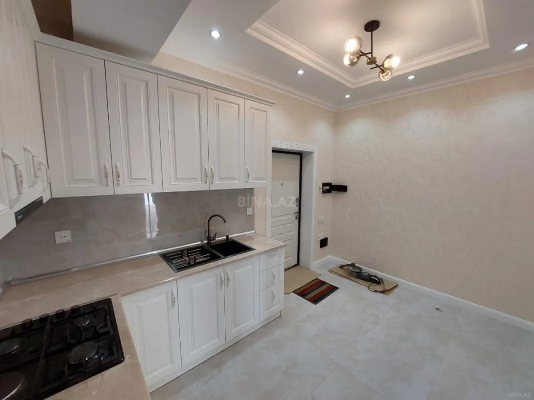 Kirayə verilir 2 otaqlı mənzil 76 m²