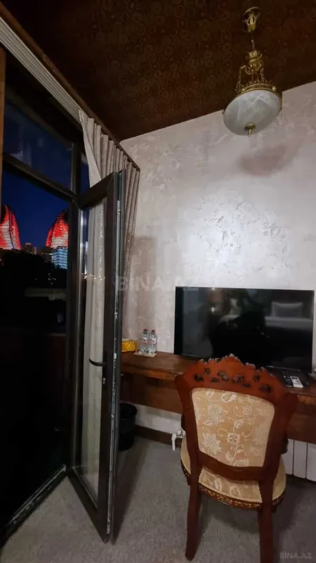 Kirayə verilir obyekt 330 m²