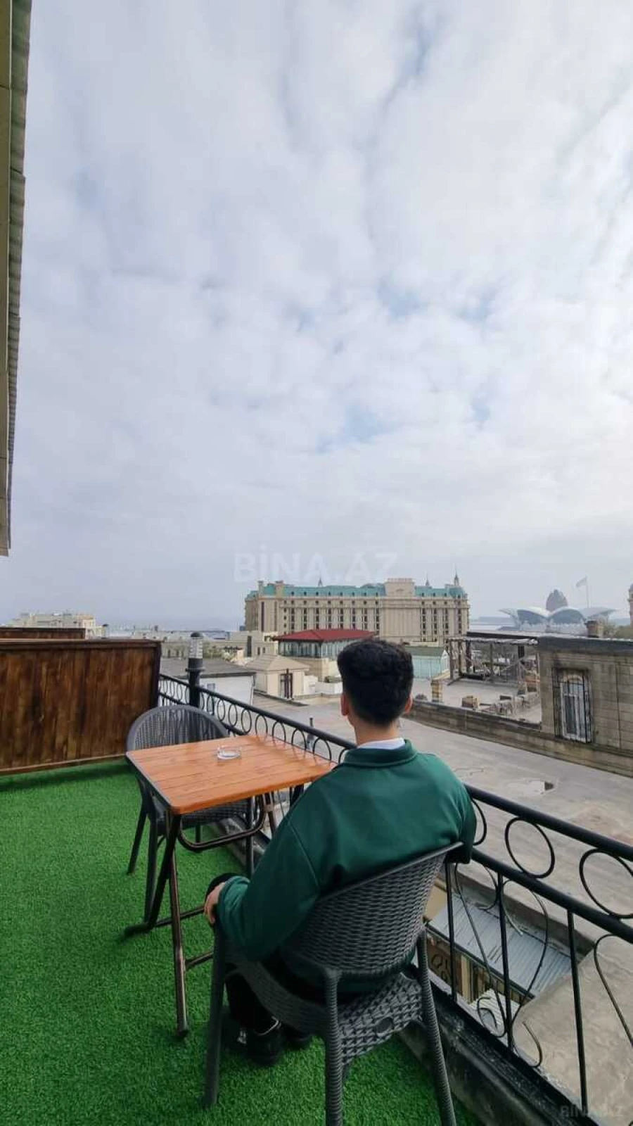 Kirayə verilir obyekt 330 m²