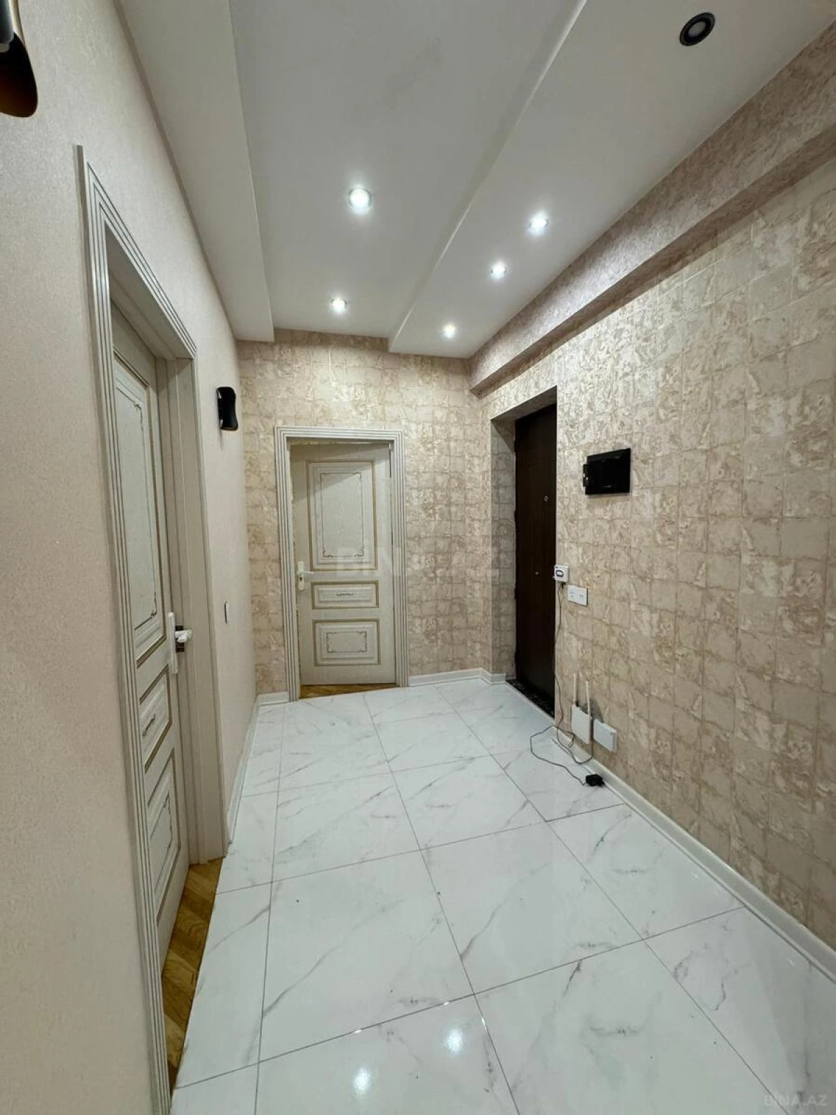 Kirayə verilir 3 otaqlı mənzil 85 m²
